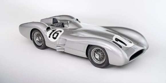 1954-Mercedes-Benz-W194-R-Stromlinienwagen-RMSothebys