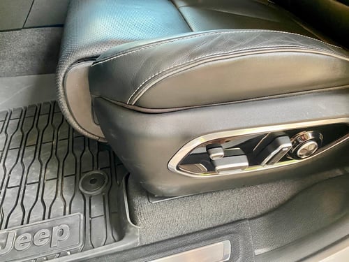 2012-jeep-grand-cherokee-power-seats