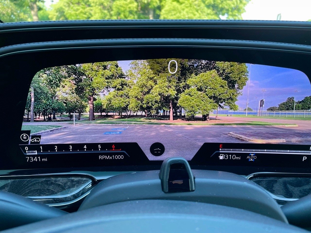 2021-Cadillac-Escalade-Rearview-camera-carprousa