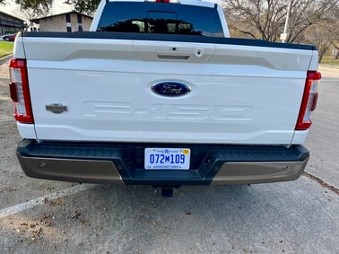 2021-Ford-f150-powerboost-tail-end-carprousa