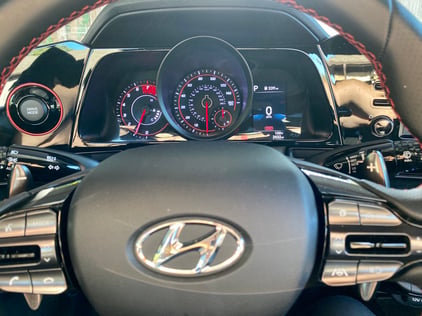 2021-Hyundai-elantra-nline-driver-display-gauge-carprousa.jpg