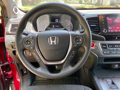 2021-honda-ridgeline-interior-steering-wheel-carprousa