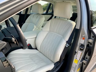 2021-lexus-ls-500-driver-seat-carprousa