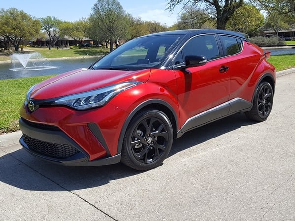 2021-toyota-chr-nightshade-edition