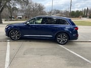2022-Audi-SQ7-profile-carprousa