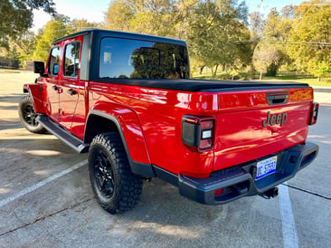 2022-Jeep-Gladiator-Texas-Trail-Edition-tail-end-carprousa.jpg