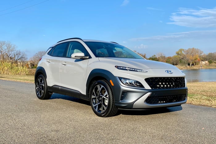 2022 Hyundai Kona Limited AWD Review