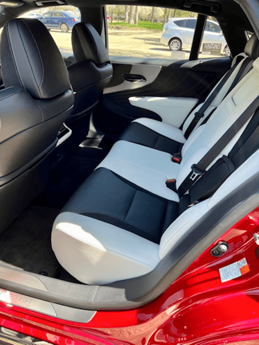 2022-Lexus-LS500-back-seat-carprousa