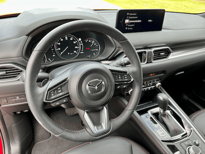 2022-Mazda-CX-5Turbo-interior-steering-wheelCarProusa