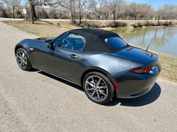 2022-Mazda-Miata-Grand-Touring-soft-top-carprousa