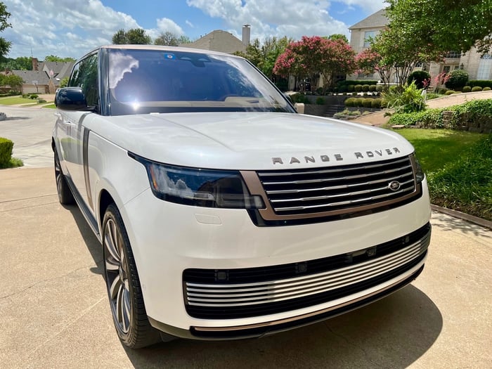 2022 Range Rover SV LWB Is The Pinnacle Of $200K+ Luxury