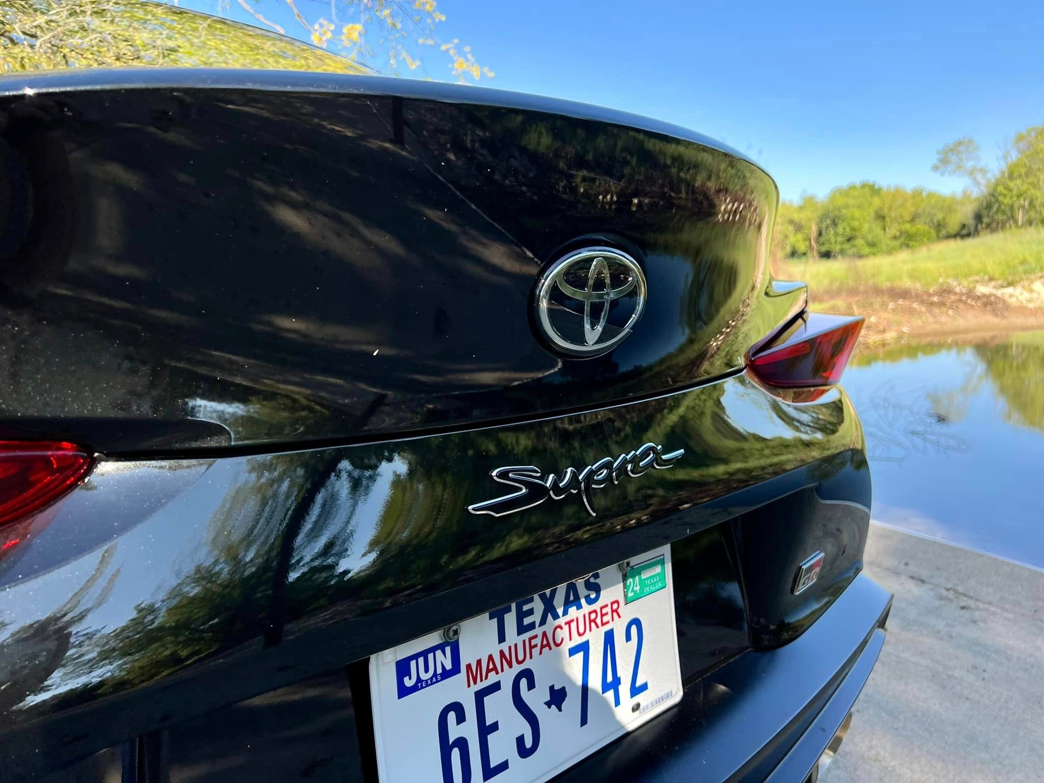 2022-Toyota-Supra-GR-3.0-Premium-badging