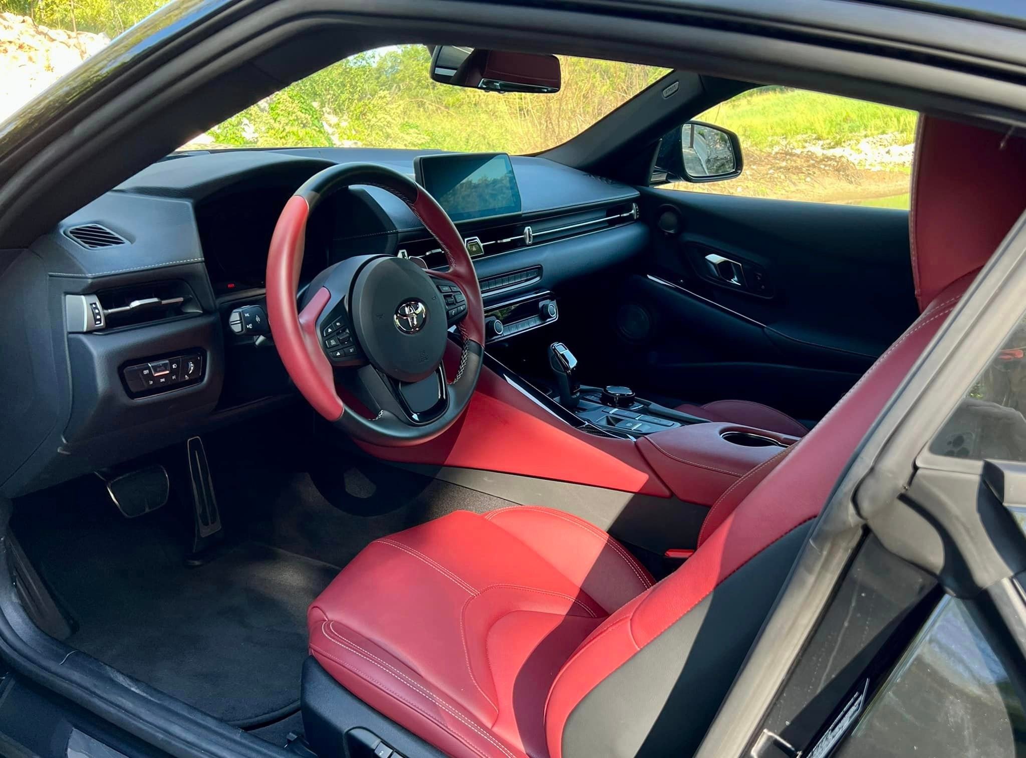 2022-Toyota-Supra-GR-3.0-Premium-red-leather-1.