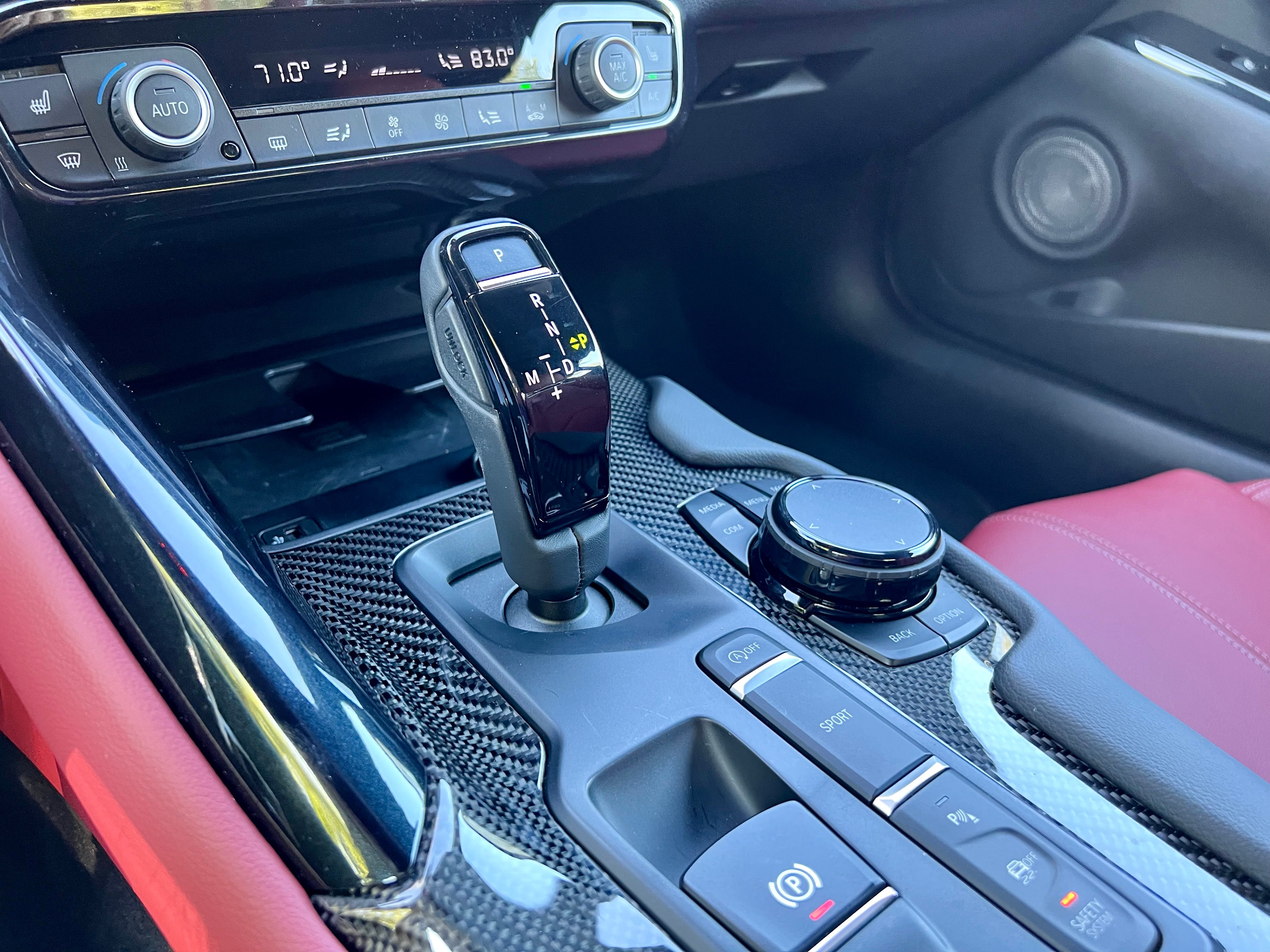 2022-Toyota-Supra-GR-3.0-console-jpg