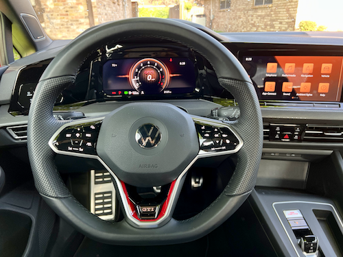2022-VW-Golf-GTI-Badge-steering-wheel-cu-carpro