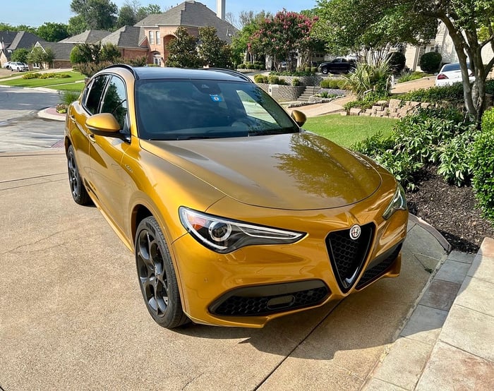 REVIEW: Alfa Romeo Stelvio Veloce