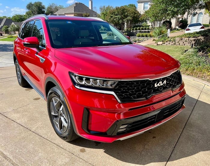 REVIEW: 2022 Kia Sorento EX Hybrid