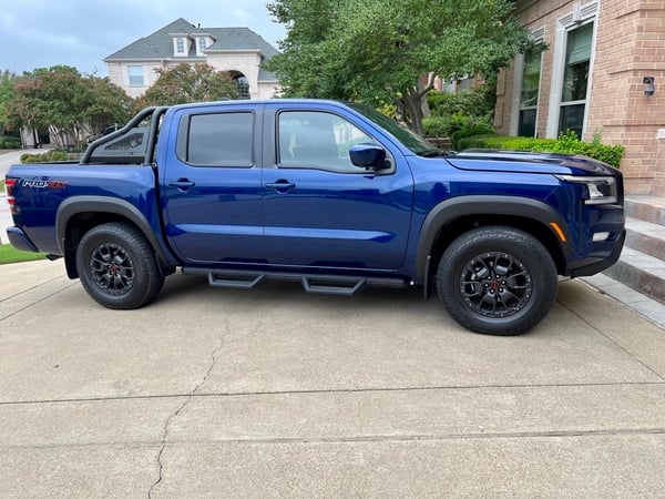 2022-nissan-frontier-pro4x-profile-carpro.jpg