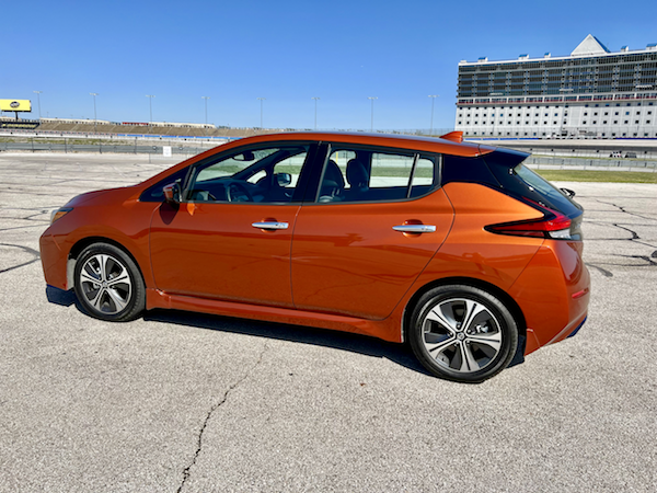 2022-nissan-leaf-plus-s-carprousa