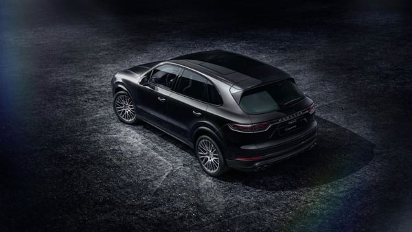 2022-porsche-cayenne-platinum-edition-2-credit-porsche