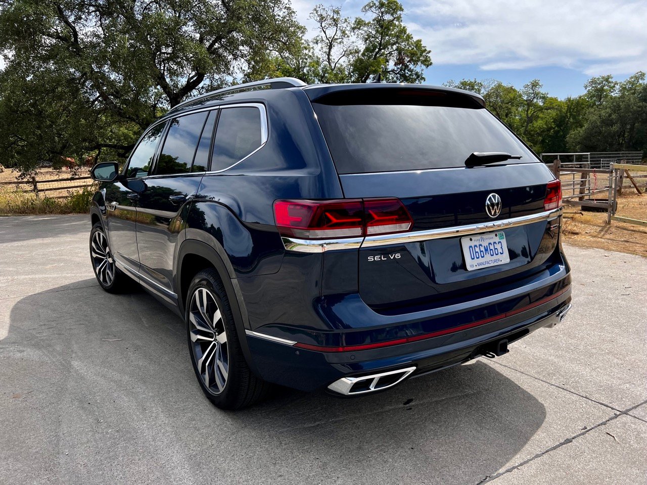 REVIEW: 2022 VW Atlas V6 SEL Premium R-Line 4MOTION
