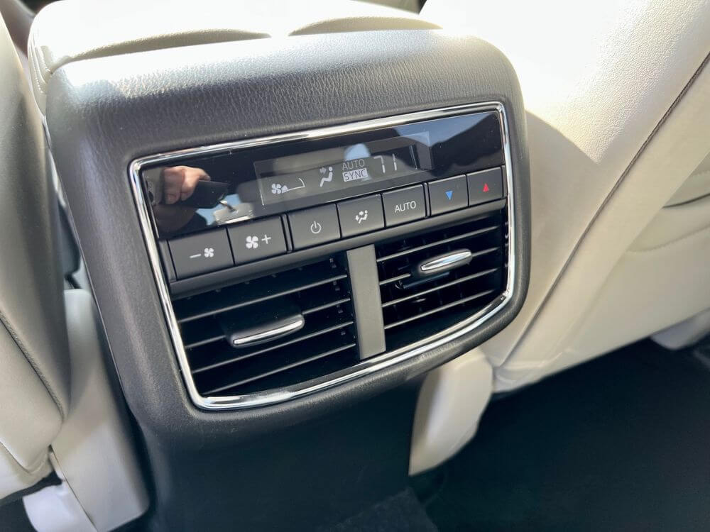 2023 Mazda CX-9 Rear Climate Controls