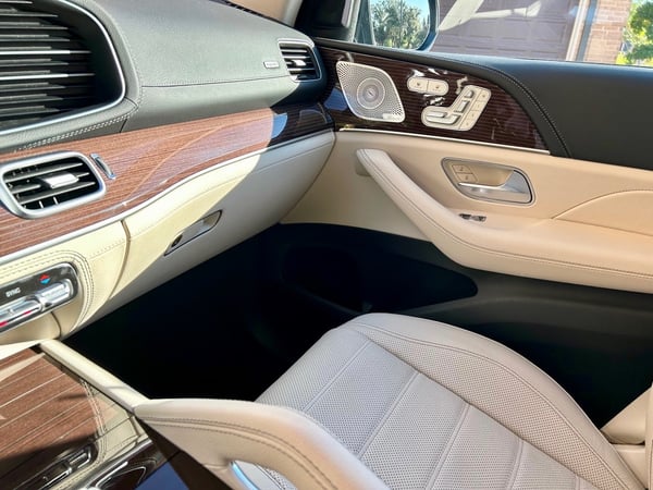 2023 Mercedes-Benz-GLS-580-dash-door-panel-carpro