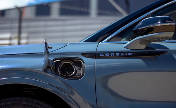 2023- Lincoln-Corsair-Grand-touring-plug-in-credit-lincoln