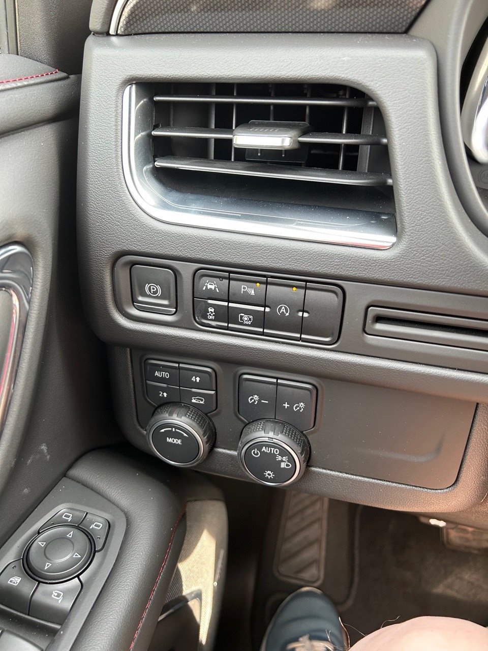 2023-Chevrolet-Tahoe-RST-Performance-Edition-3jpg