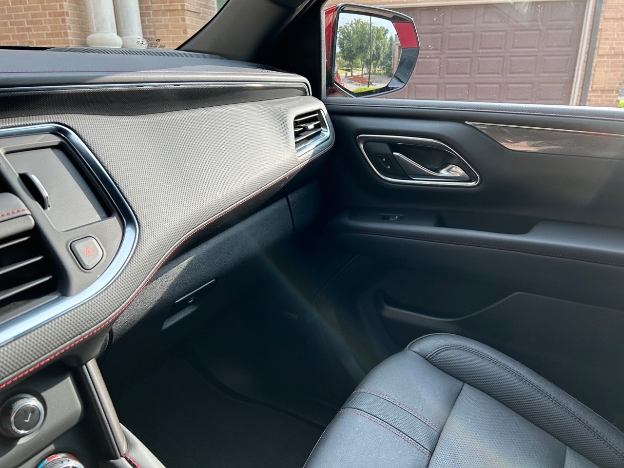 2023-Chevrolet-Tahoe-RST-Performance-dash