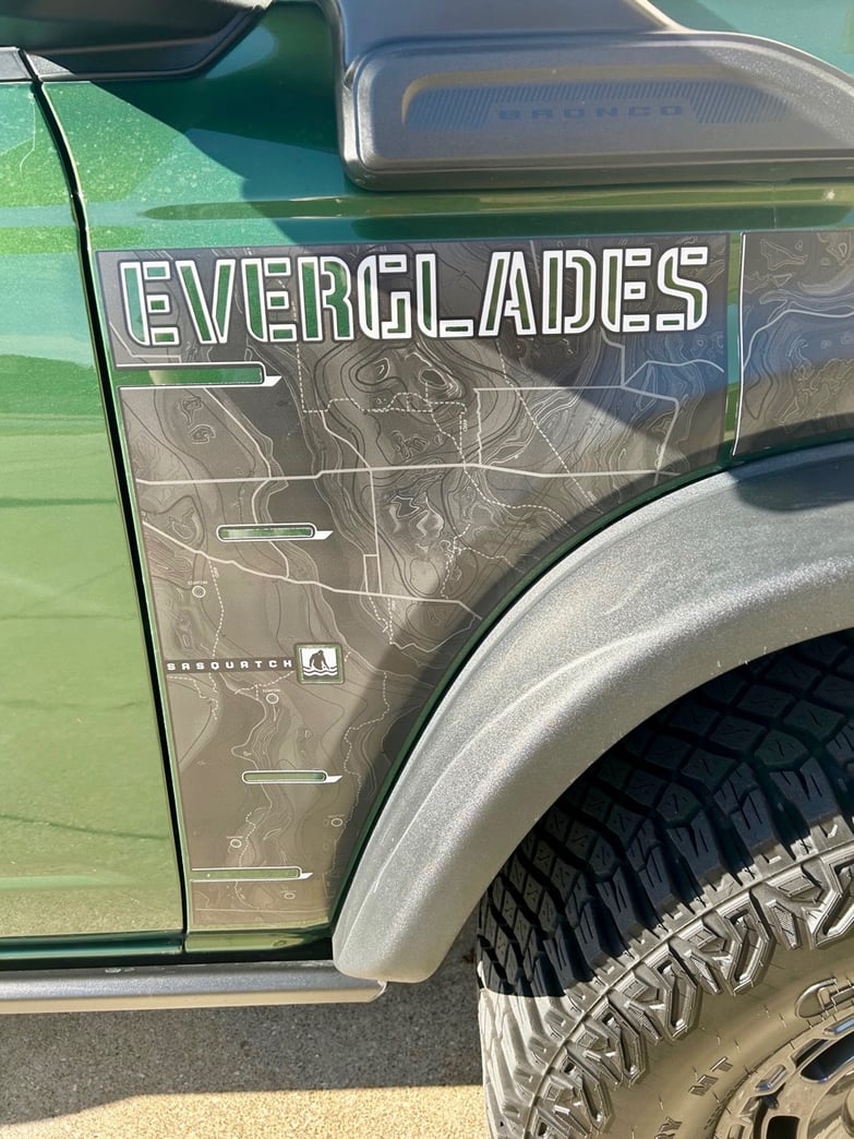 2023-Ford-Bronco-Everglades-graphic (1)