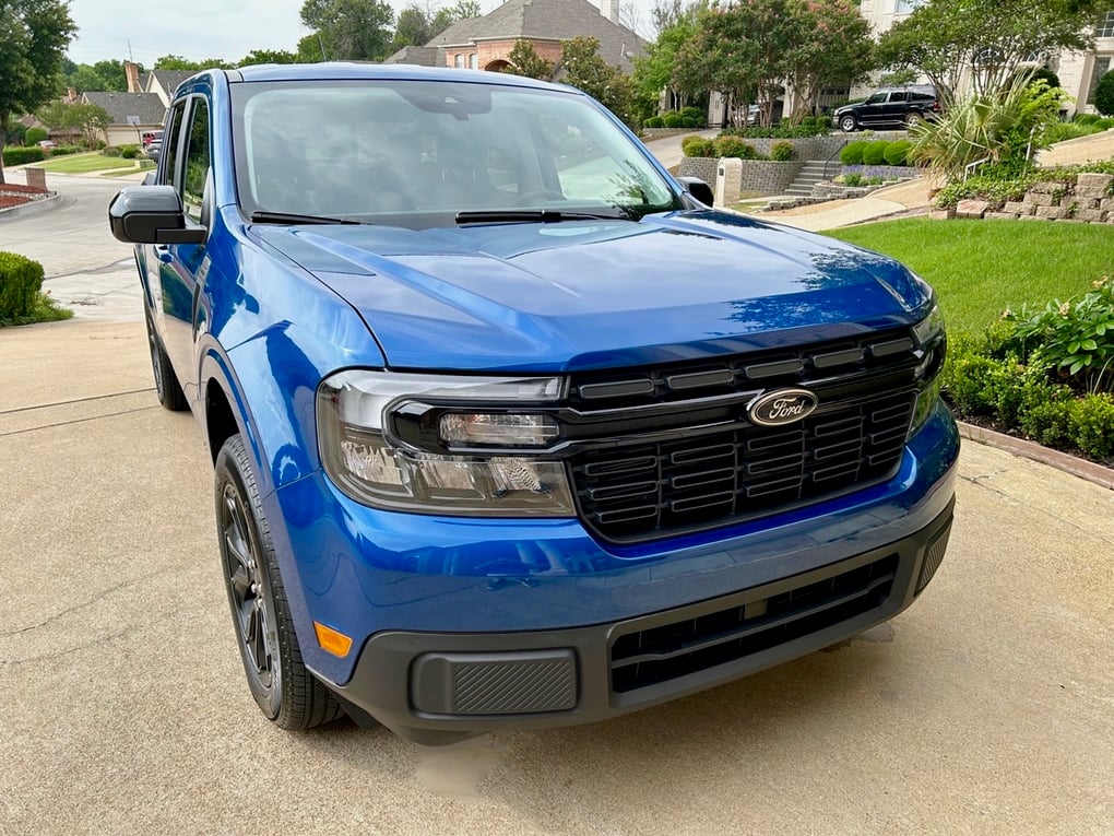 2023 Ford Maverick Lariat Hybrid in Atlas Blue. Photo: CarPro.