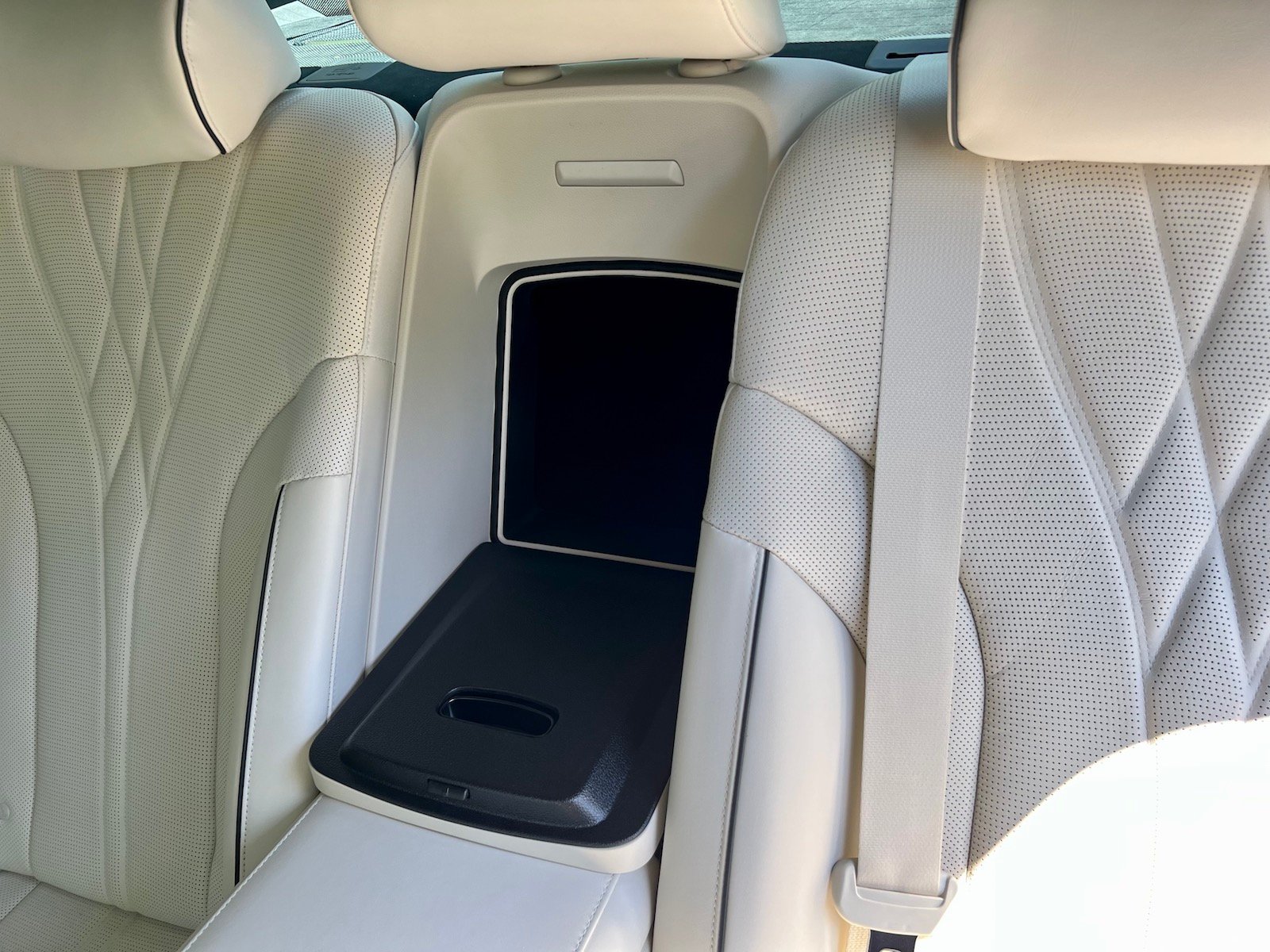 2023-GenesisG80-Electrified-pass-through-carpro