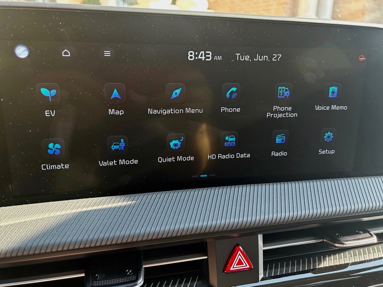2023-Kia-EVy-gt-multimedia-screen-carpro.