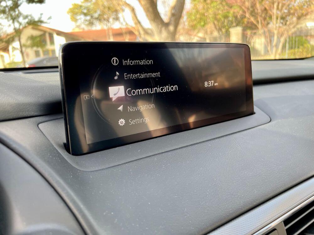 2023-Mazda-CX-9-media-system