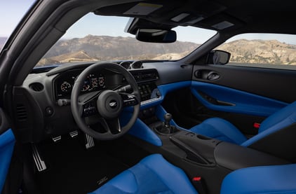 2023-Nissan-Z-Blue-interior-1