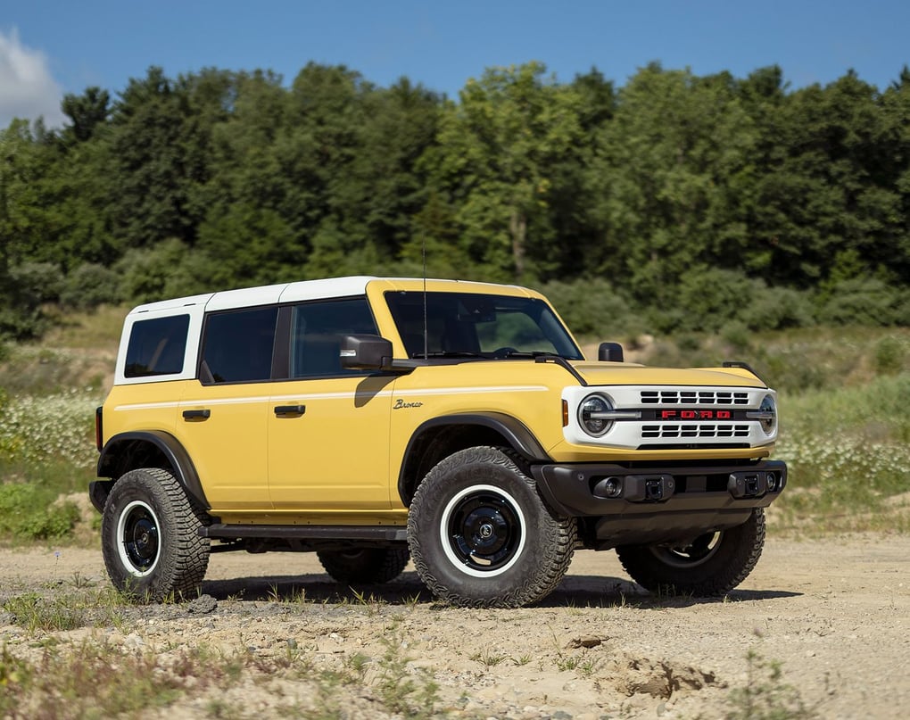 2023 Ford Bronco Heritage Edition 