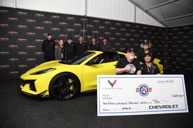 2023-chevrolet-corvette-z06-70th-anniversary-edition-check-credit-chevrolet