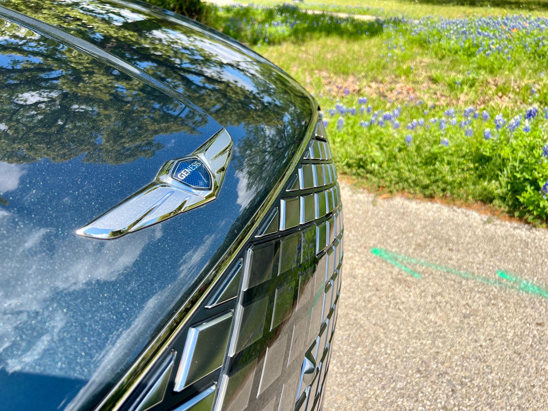 2023-genesis-g80-grille