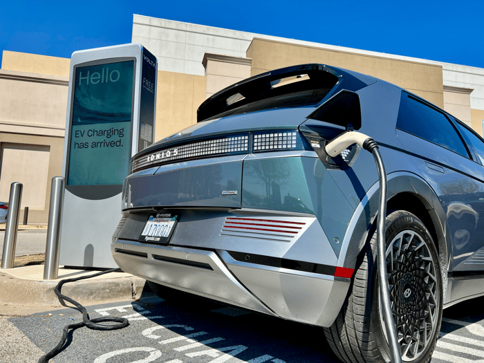 Edmunds: More Car Shoppers Consider EVs, Hybrids