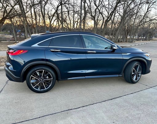 2023 INFINITI QX55 Essential