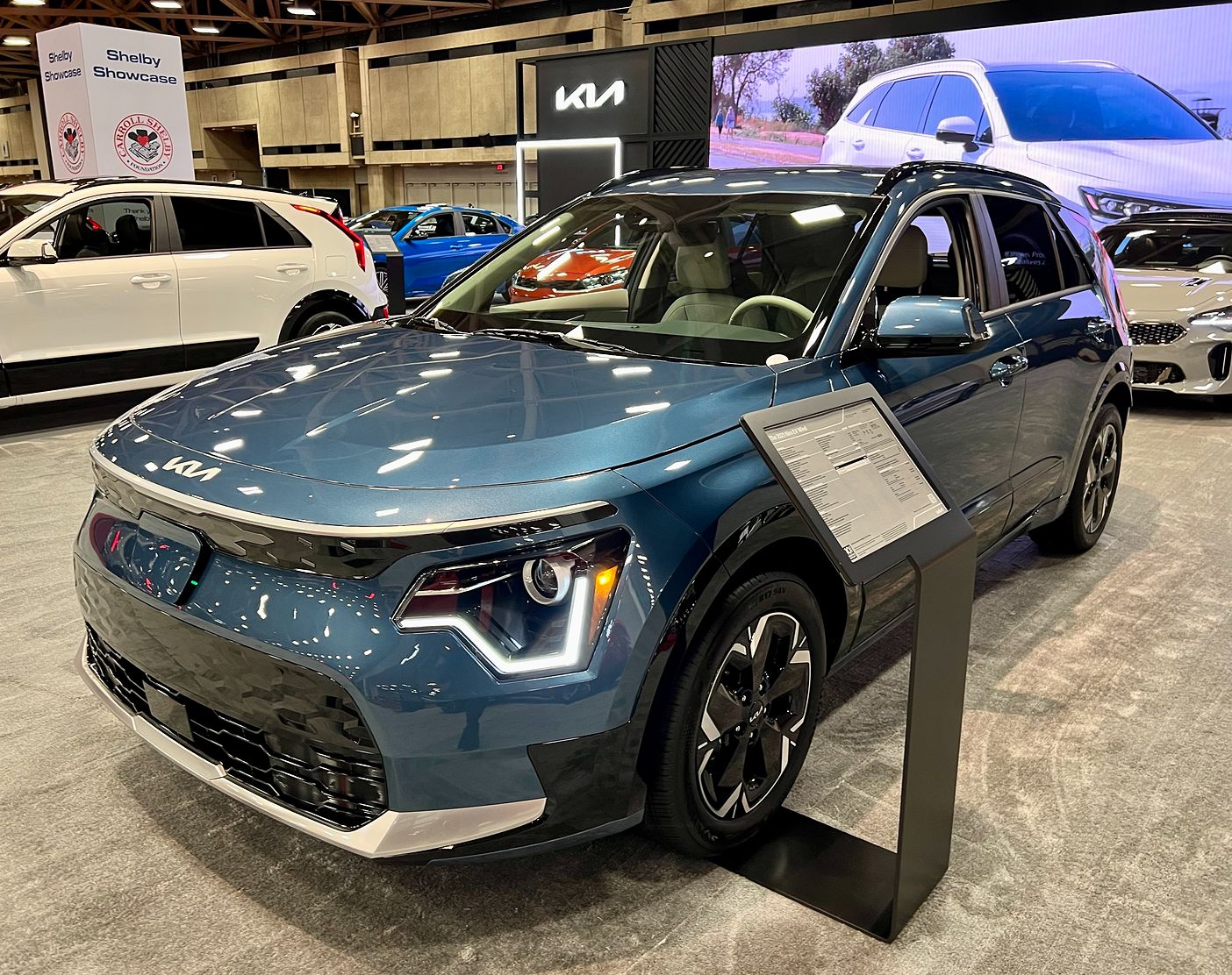 2023-kia-ev-niro-wind-carpro-1404x1112