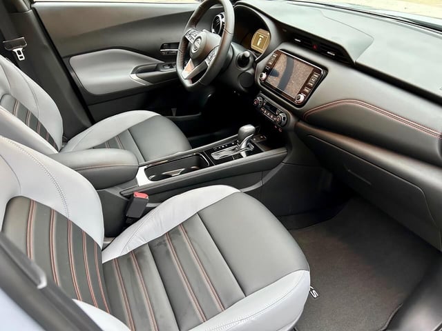 2023-nissan-kicks-interior-carpro