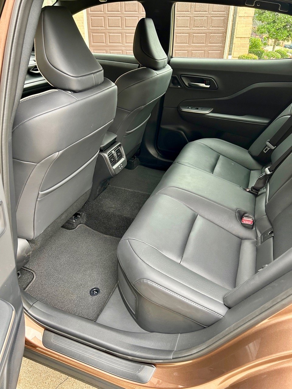 2023-toyota-crown-rear-seats-carpro