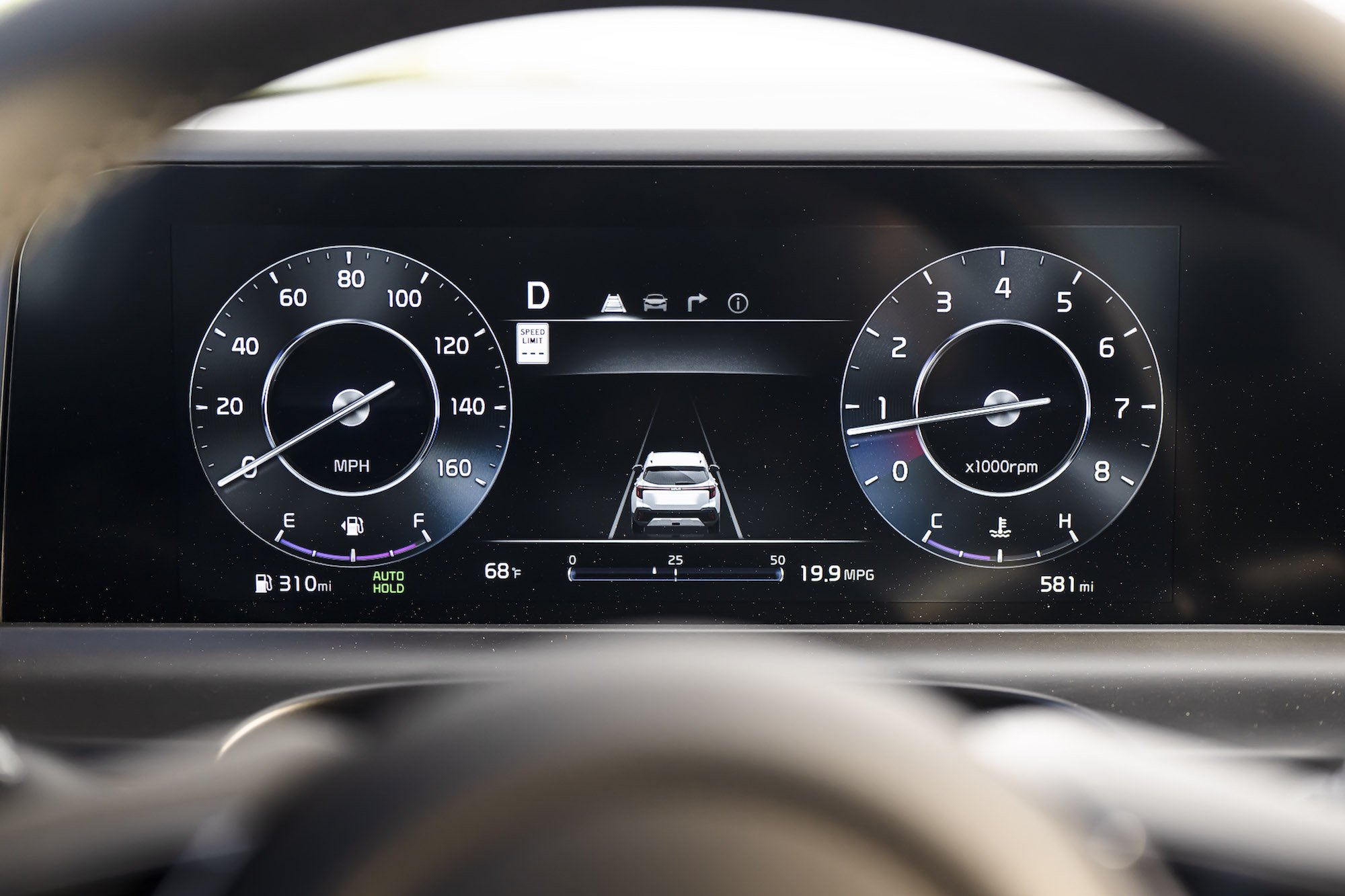 2024 Kia-Seltos-Pluton-Blue-digital-display-Credit-Kia.