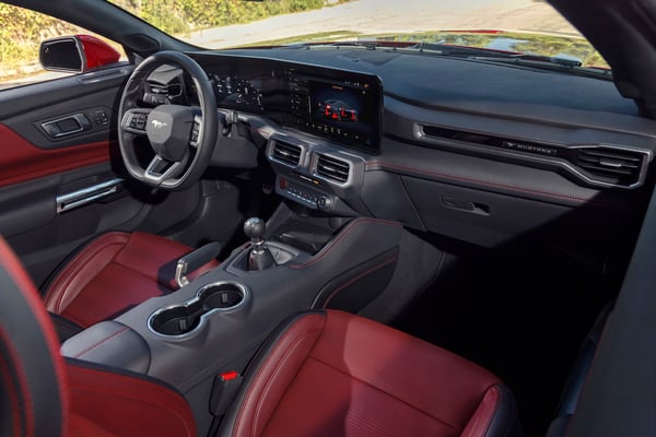2024-Ford-Mustan-Interior-red-credit-ford.jpg