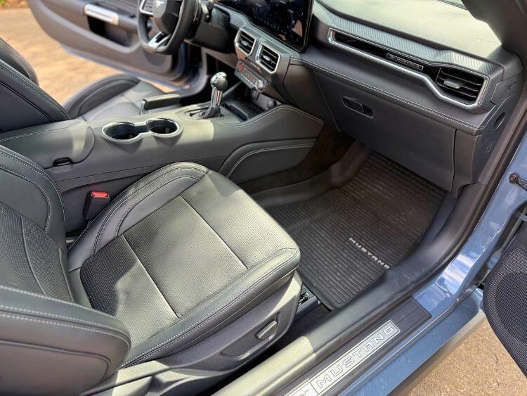 2024-Ford-Mustang-GT-Premium-passenger-side.carpro.jpg (1)