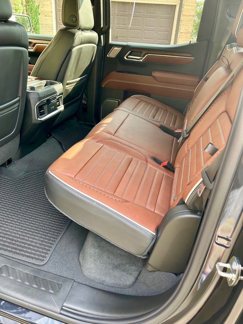 2024-GMC-Sierra-1500-denali-2nd-row-carpro