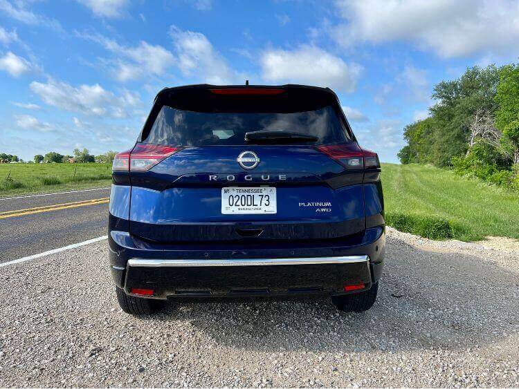 2024-Nissan-Rogue-Platinum-Amy-tailend-carpro.jpg