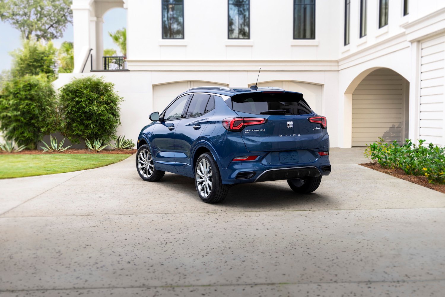 2025 Buick Encore GX Ushers In Brand's New Look, Logo